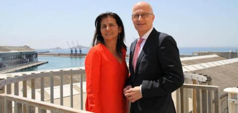 HAMBURG PORT AUTHORITY COMMIT OPERATE COOPERATION TO THE SMARTPORT